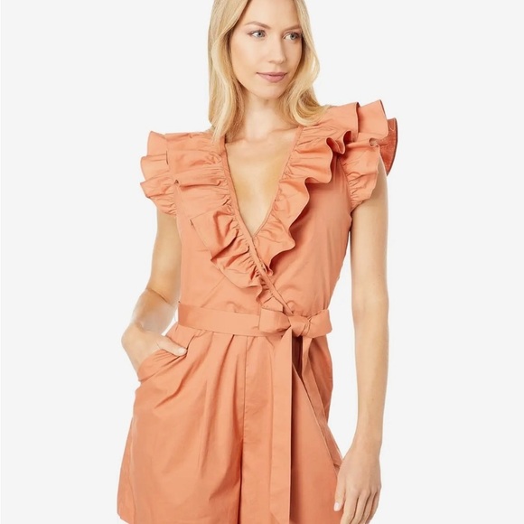 BCBGMAXAZRIA Women’s Peach Ruffle Romper Size XXS - Picture 1 of 14
